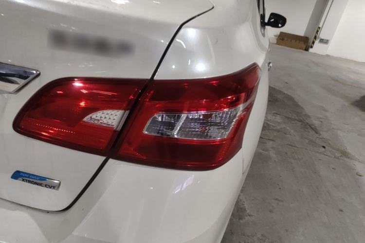 Used Nissan Sylphy 2016 1.6XV CVT Smart Enjoyment Version Right Rear Taillight