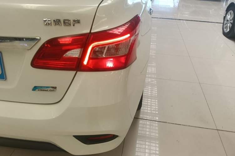 Used Nissan Sylphy 2016 1.6 XL CVT Deluxe Edition Right Rear Taillight