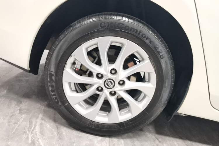 Used Nissan Sylphy 2016 1.6 XL CVT Deluxe Edition Right Rear Wheel Hub