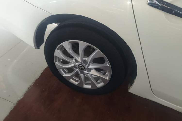 Used Nissan Sylphy 2016 1.6 XL Manual Luxury Edition Right Rear Wheel Hub