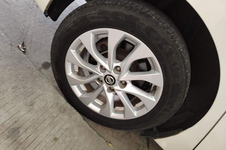 Used Nissan Sylphy 2016 1.6 XL CVT Deluxe Edition Right Rear Wheel Hub