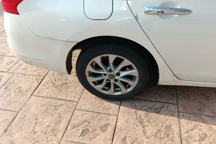Used Nissan Sylphy 2016 1.6 XL CVT Luxury Edition Right Rear Wheel Hub