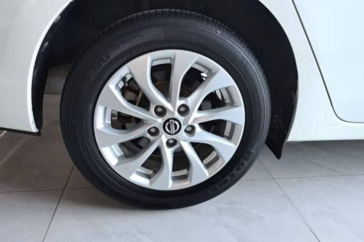 Used Nissan Sylphy 2016 1.6 XL CVT Luxury Edition Right Rear Wheel Hub