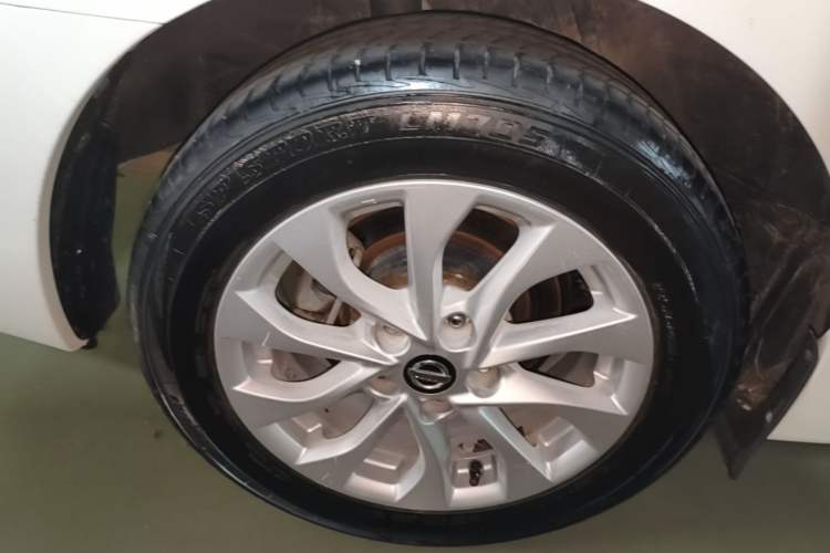 Used Nissan Sylphy 2016 1.6 XL CVT Luxury Edition Right Rear Wheel Hub