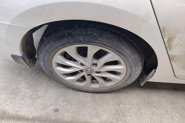 Used Nissan Sylphy 2016 1.6 XL CVT Deluxe Edition Right Rear Wheel Hub