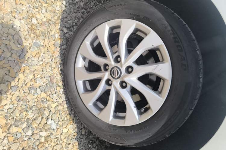 Used Nissan Sylphy 2016 1.6 XL CVT Deluxe Edition Right Rear Wheel Hub
