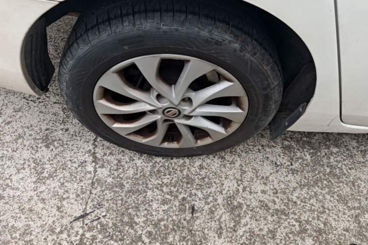 Used Nissan Sylphy 2016 1.6 XL CVT Luxury Edition Right Rear Wheel Hub
