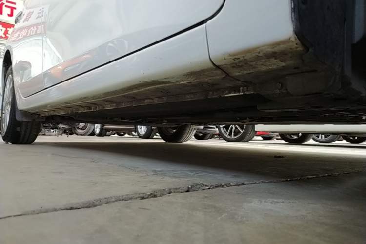 Used Nissan Sylphy 2016 1.6XV CVT Smart Enjoyment Version Right Side Sill