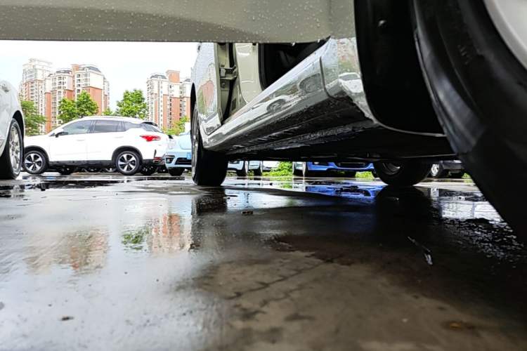 Used Nissan Sylphy 2016 1.6 XL CVT Deluxe Edition Right Side Sill