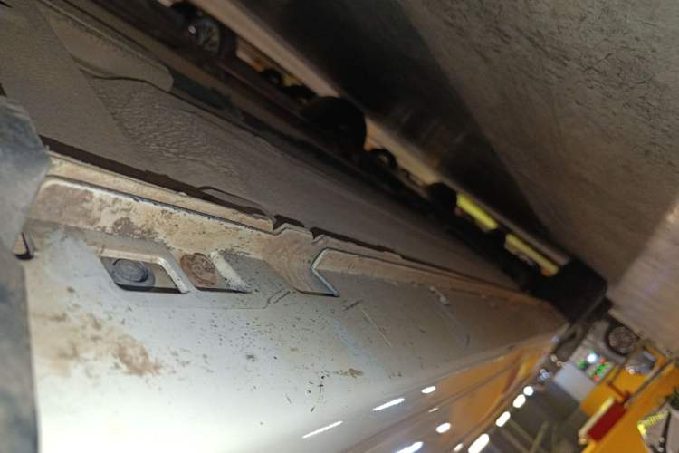 Used Nissan Sylphy 2016 Classic 1.6XE Manual Comfort Edition Right Side Sill
