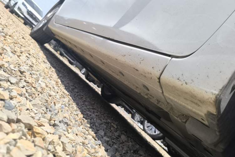 Used Nissan Sylphy 2016 1.6 XL CVT Deluxe Edition Right Side Sill