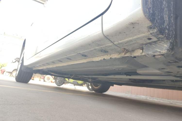 Used Nissan Sylphy 2016 1.6 XL CVT Deluxe Edition Right Side Sill