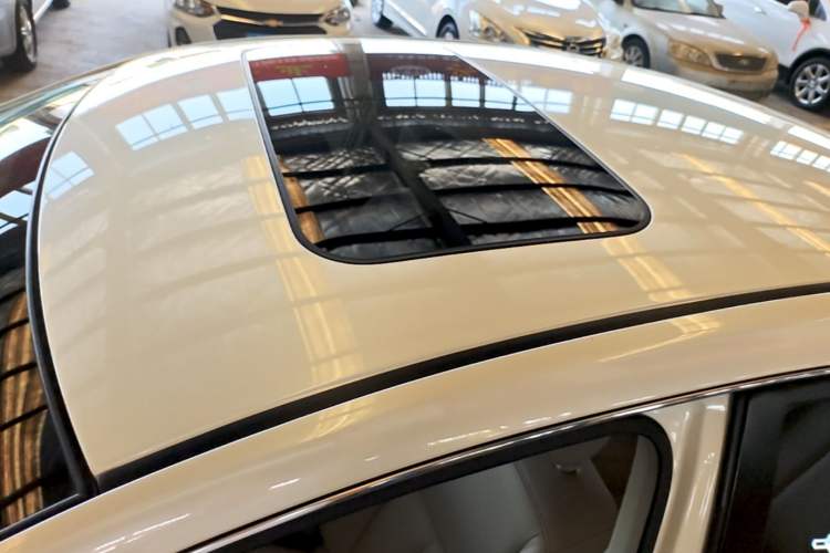 Used Nissan Sylphy 2016 1.6XV CVT Smart Enjoyment Version Roof