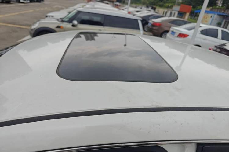 Used Nissan Sylphy 2016 1.6 XL CVT Deluxe Edition Roof