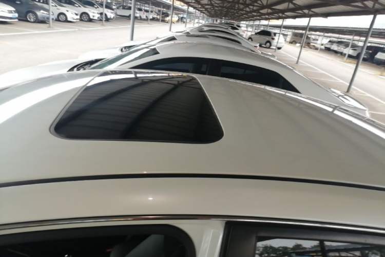 Used Nissan Sylphy 2016 1.6 XL CVT Deluxe Edition Roof