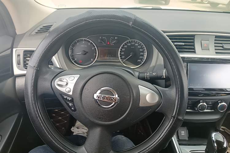 Used Nissan Sylphy 2016 1.6XV CVT Smart Enjoyment Version Steering Wheel