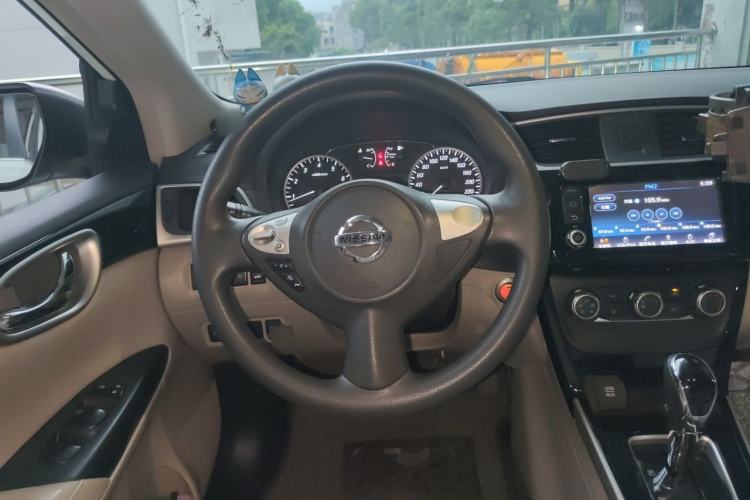 Used Nissan Sylphy 2016 1.6XV CVT Smart Enjoyment Version Steering Wheel