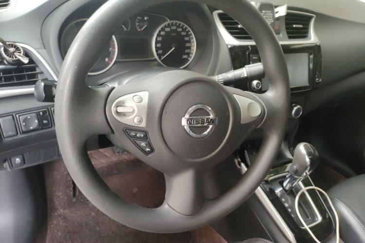 Used Nissan Sylphy 2016 1.6XV CVT Smart Enjoyment Version Steering Wheel