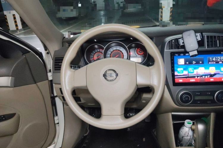Used Nissan Sylphy 2016 Classic 1.6XE Automatic Leading Edition Steering Wheel