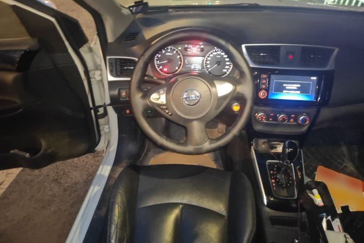 Used Nissan Sylphy 2016 1.6XV CVT Smart Enjoyment Version Steering Wheel
