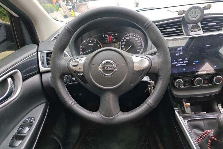 Used Nissan Sylphy 2016 1.6 XL Manual Luxury Edition Steering Wheel