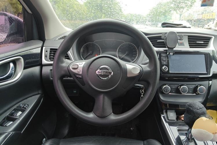 Used Nissan Sylphy 2016 1.6 XL CVT Luxury Edition Steering Wheel