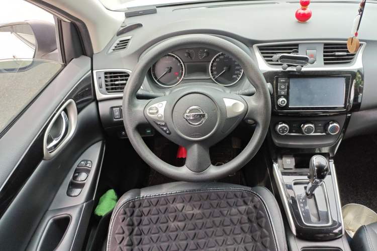 Used Nissan Sylphy 2016 1.6 XL CVT Deluxe Edition Steering Wheel
