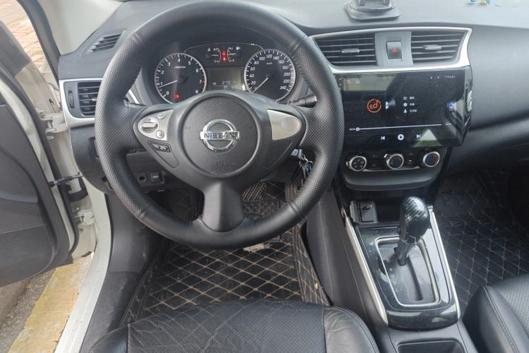 Used Nissan Sylphy 2016 1.6 XL CVT Luxury Edition Steering Wheel