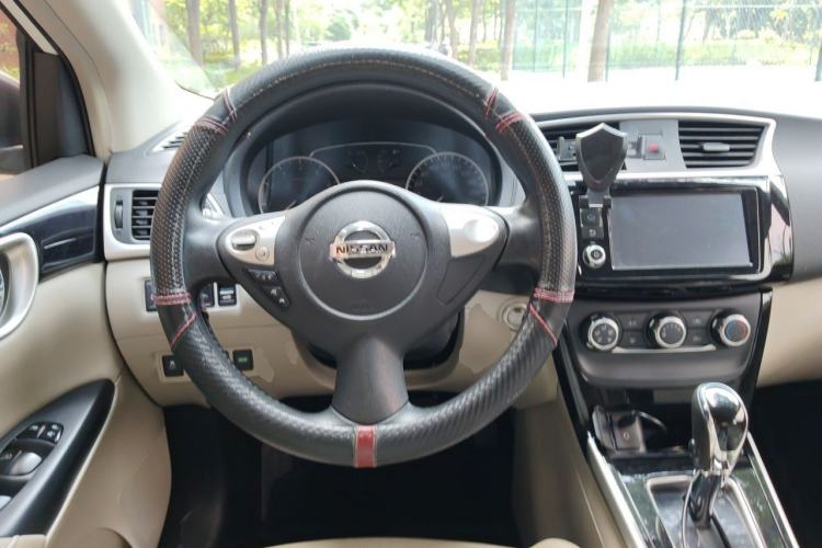 Used Nissan Sylphy 2016 1.6XV CVT Smart Enjoyment Version Steering Wheel