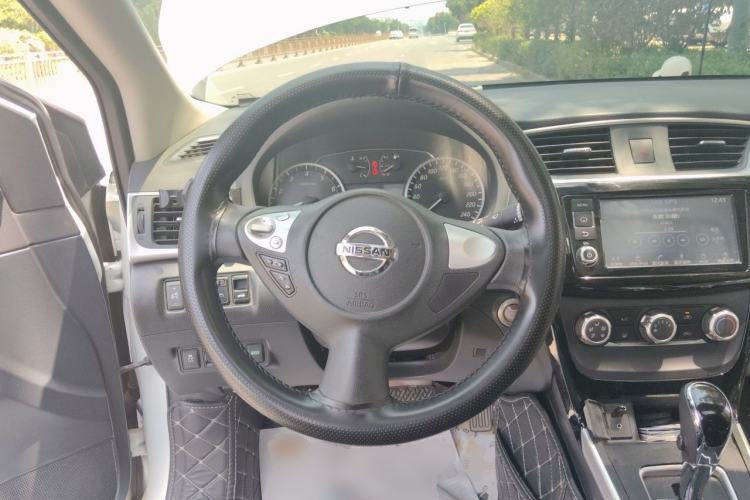 Used Nissan Sylphy 2016 1.6 XL CVT Luxury Edition Steering Wheel
