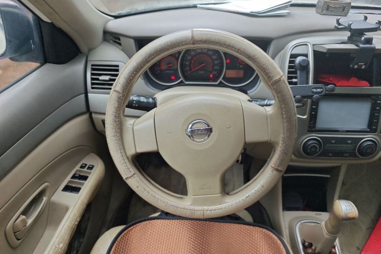 Used Nissan Sylphy 2016 Classic 1.6XE Manual Comfort Edition Steering Wheel