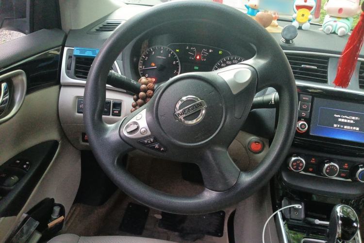 Used Nissan Sylphy 2016 1.6XV CVT Smart Enjoyment Version Steering Wheel