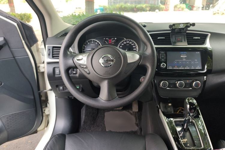 Used Nissan Sylphy 2016 1.6 XL CVT Deluxe Edition Steering Wheel