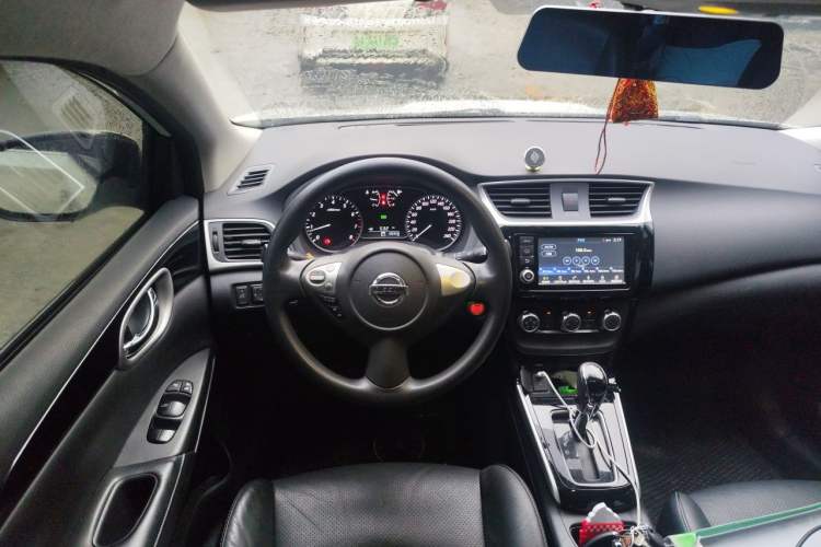 Used Nissan Sylphy 2016 1.6XV CVT Smart Enjoyment Version Steering Wheel