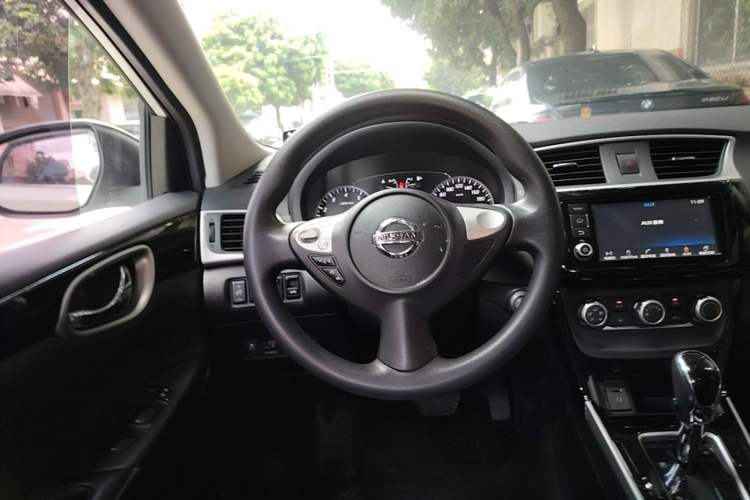 Used Nissan Sylphy 2016 1.6 XL CVT Deluxe Edition Steering Wheel