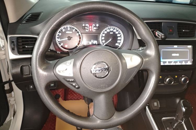 Used Nissan Sylphy 2016 1.6XV CVT Smart Enjoyment Version Steering Wheel
