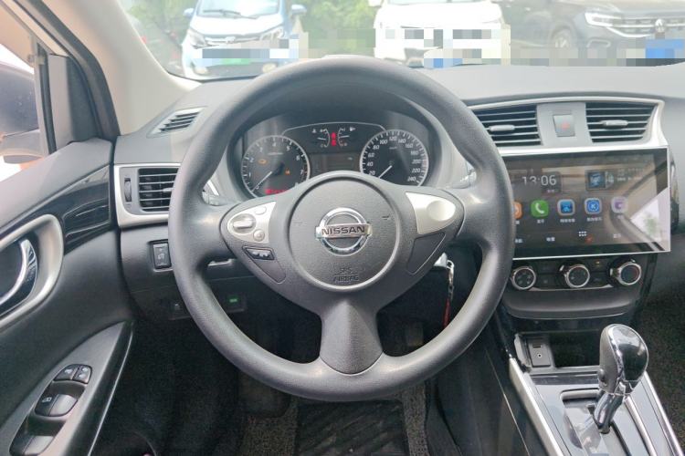 Used Nissan Sylphy 2016 1.6 XL CVT Luxury Edition Steering Wheel