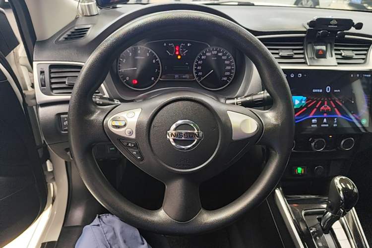 Used Nissan Sylphy 2016 1.6XV CVT Smart Enjoyment Version Steering Wheel