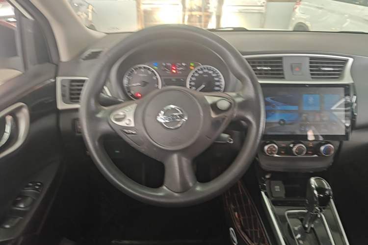 Used Nissan Sylphy 2016 1.6 XL CVT Luxury Edition Steering Wheel