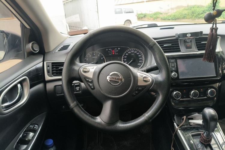 Used Nissan Sylphy 2016 1.6XV CVT Smart Enjoyment Version Steering Wheel