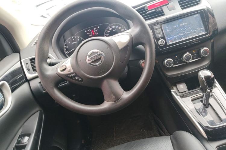Used Nissan Sylphy 2016 1.6XV CVT Smart Enjoyment Version Steering Wheel