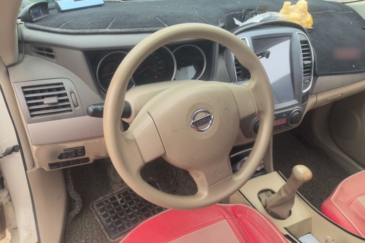Used Nissan Sylphy 2016 Classic 1.6XE Manual Comfort Edition Steering Wheel