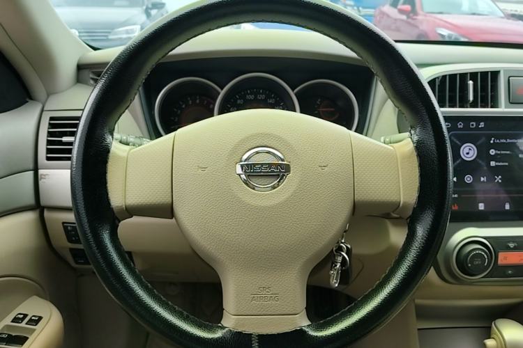 Used Nissan Sylphy 2016 Classic 1.6XE Automatic Comfort Edition Steering Wheel