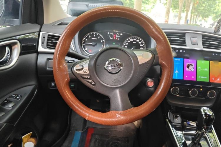 Used Nissan Sylphy 2016 1.6XV CVT Smart Enjoyment Version Steering Wheel