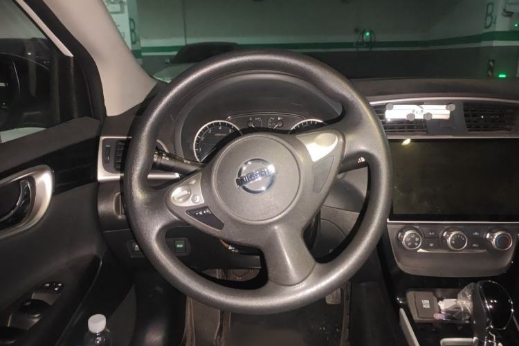 Used Nissan Sylphy 2016 1.6 XL CVT Luxury Edition Steering Wheel