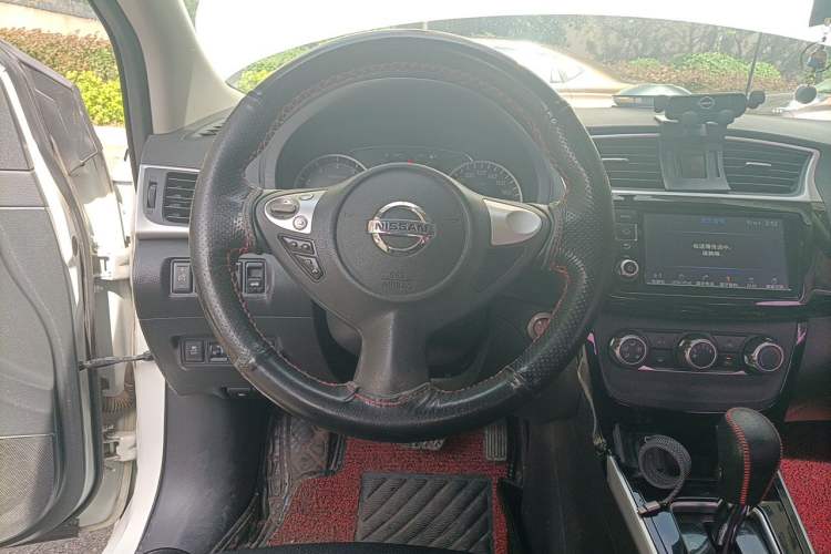 Used Nissan Sylphy 2016 1.6 XL CVT Deluxe Edition Steering Wheel