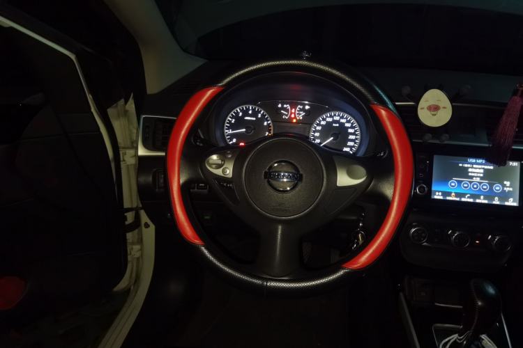 Used Nissan Sylphy 2016 1.6 XL CVT Luxury Edition Steering Wheel