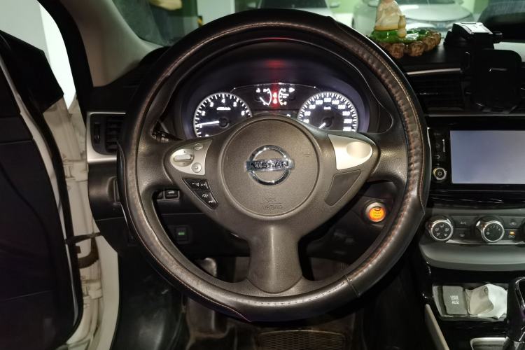 Used Nissan Sylphy 2016 1.6 XL CVT Deluxe Edition Steering Wheel