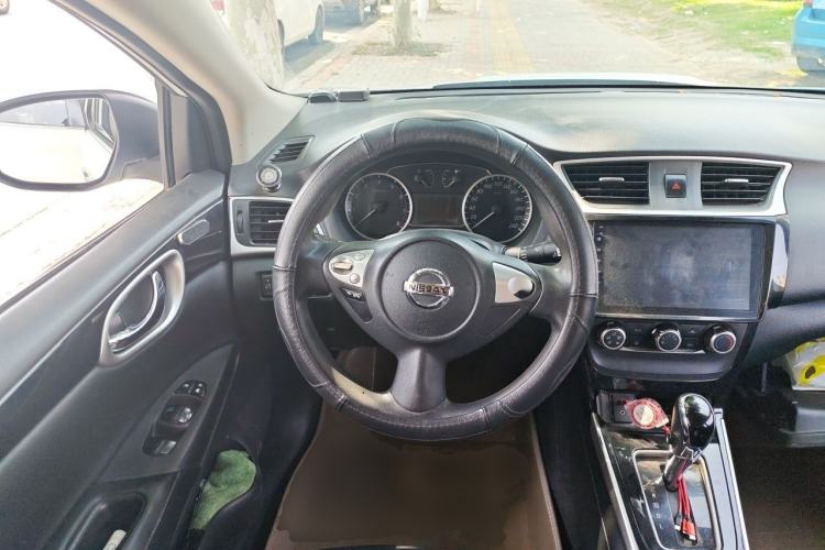 Used Nissan Sylphy 2016 1.6 XL CVT Luxury Edition Steering Wheel