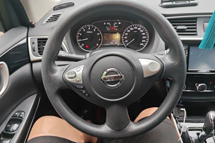 Used Nissan Sylphy 2016 1.6 XL CVT Deluxe Edition Steering Wheel